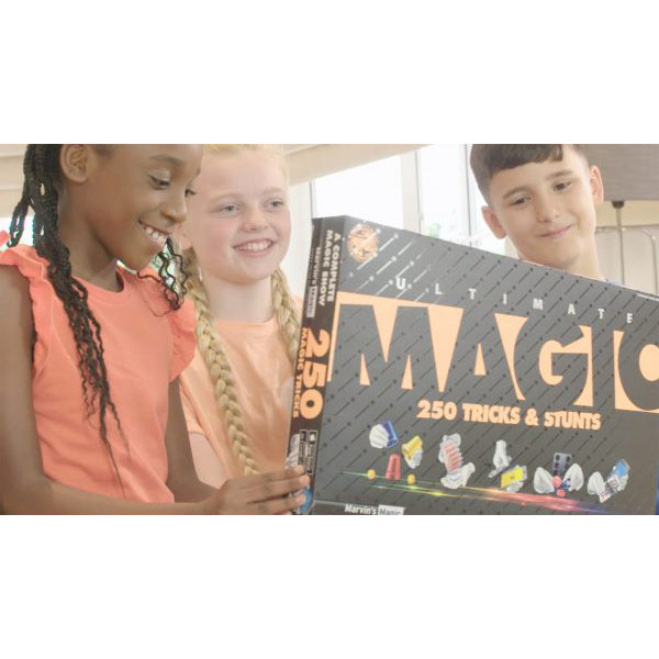 Marvin’s Ultimate Magic 250 Tricks & Stunts