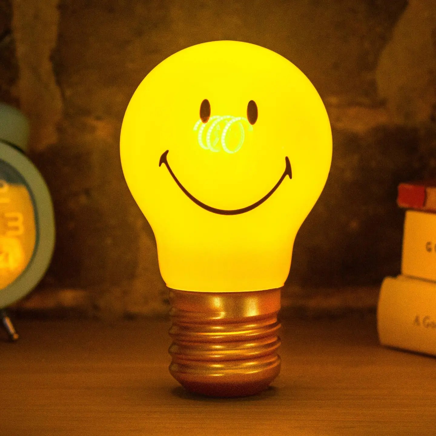 Cordless Smiley® Lightbulb
